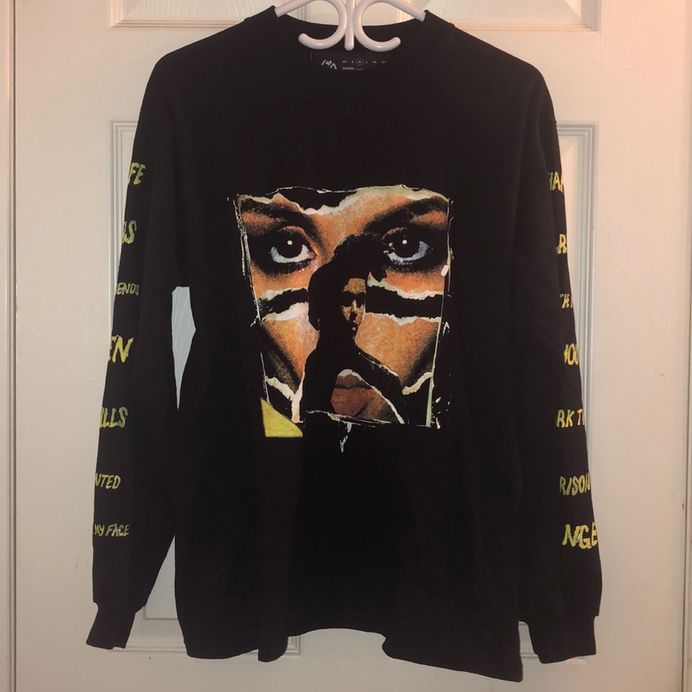 Vlone Sweat Shirt!!!
